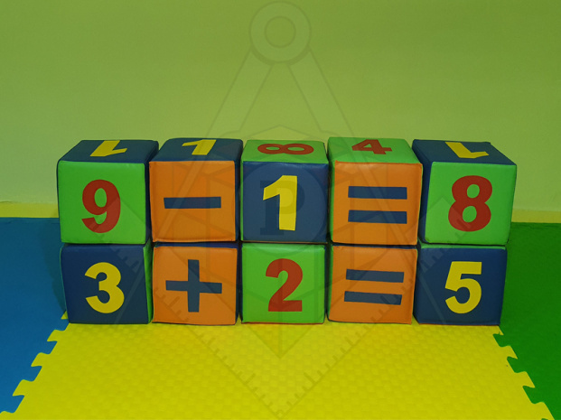 Кубики цифры 10 шт 20х20