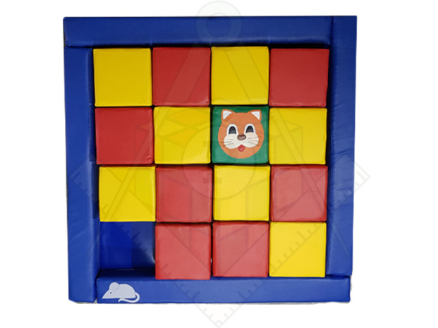 Напольная игра кошки-мышки