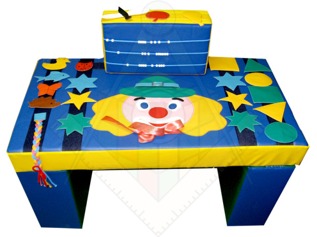 Столик дидактический 1